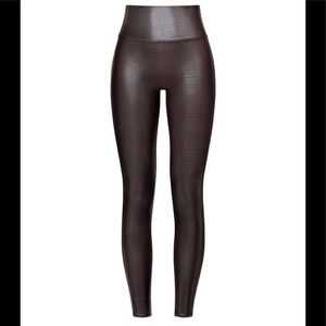 Faux Leather Croc Shine Leggings